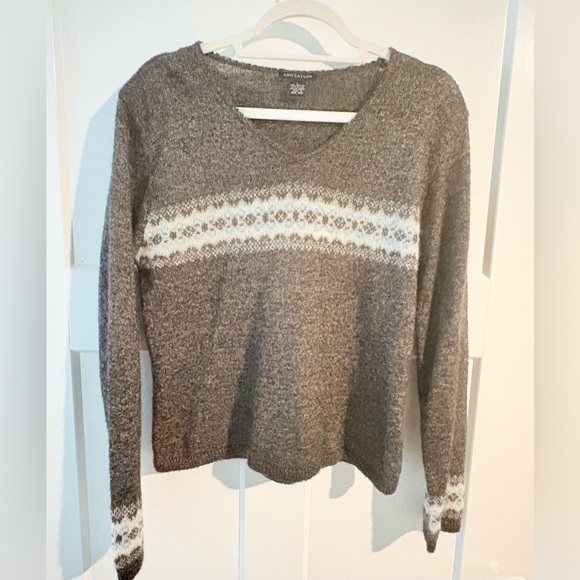 Ann Taylor Gray/Pale Blue/White V-Neck Sweater Size Large Lightweight - Picture 1 of 5